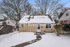 featured image of 743 Southern Ave