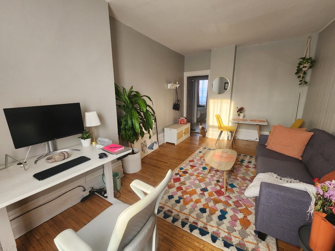 379 Bronson Avenue - Photo 3 of 10