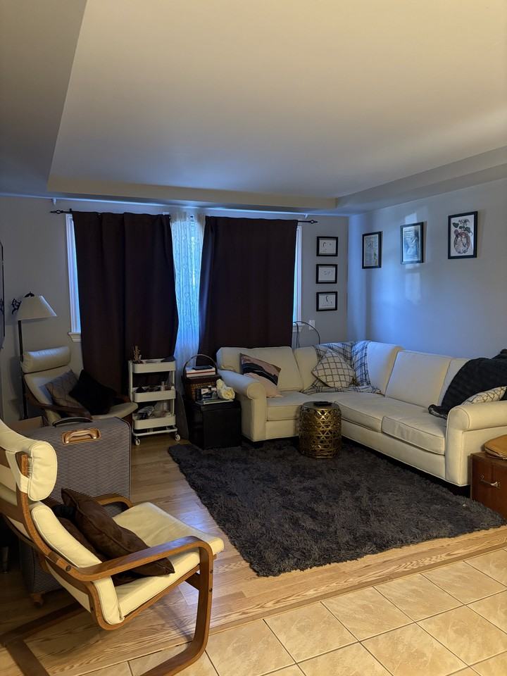 280 Armstrong Street - Photo 4 of 8