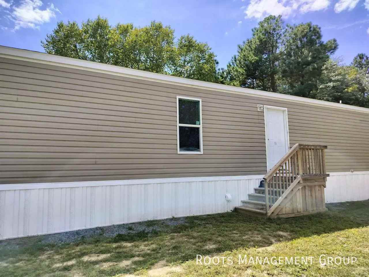 91 Connie Ct #91C - Photo 2 of 23