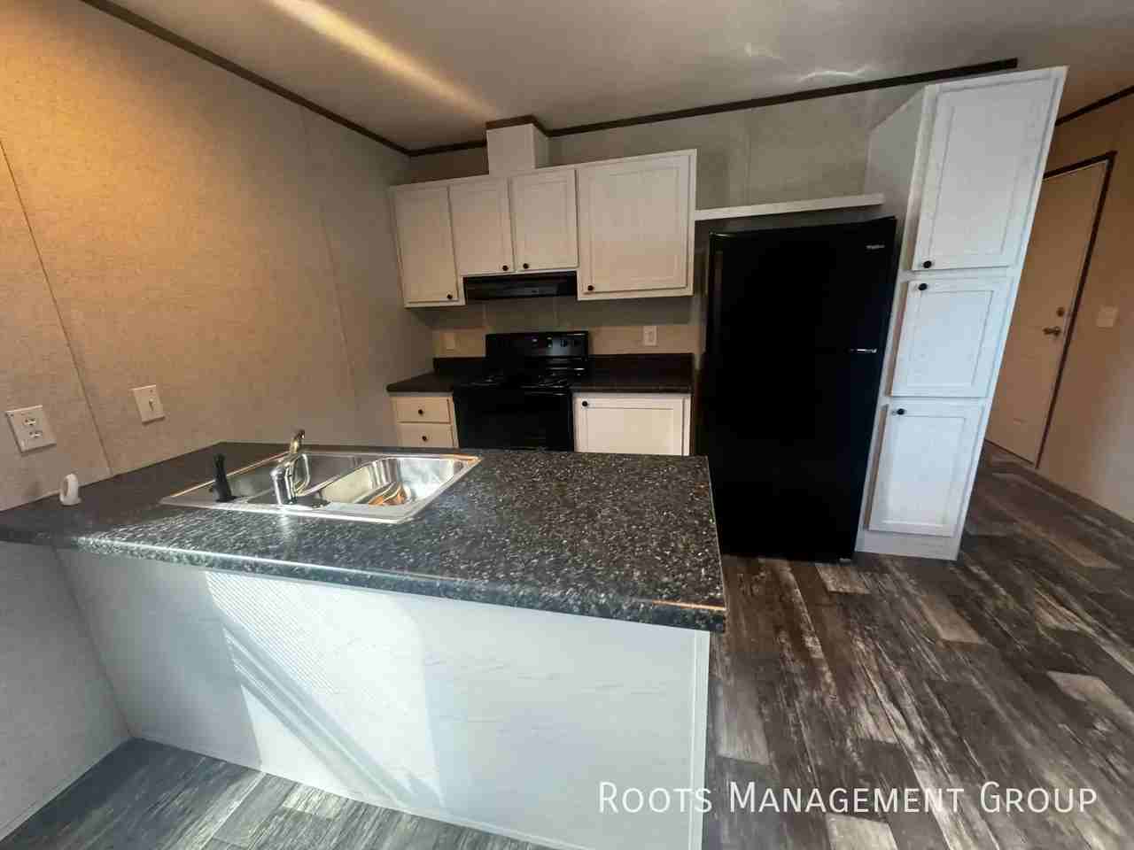 91 Connie Ct #91C - Photo 4 of 23