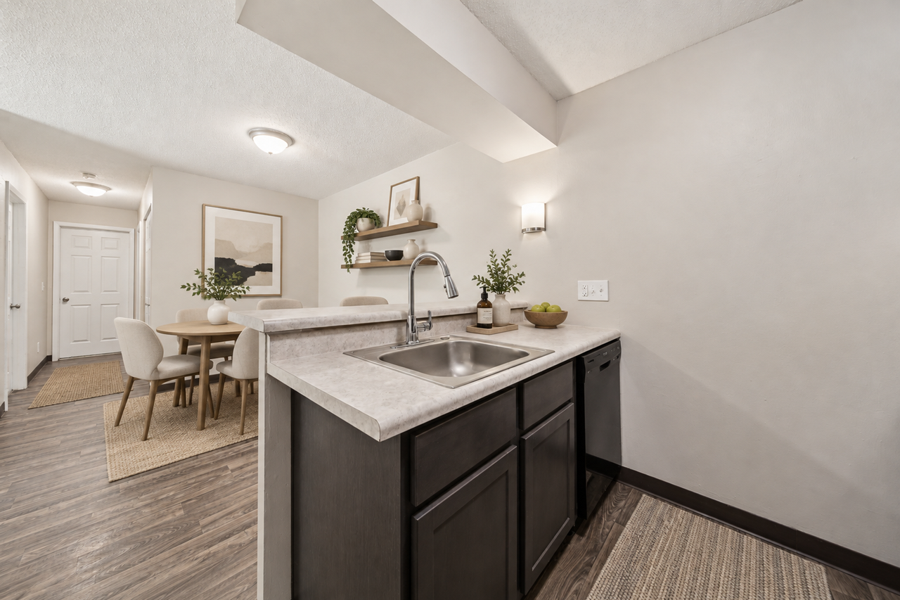 Fox Grove Apartments - Photo 2 of 33
