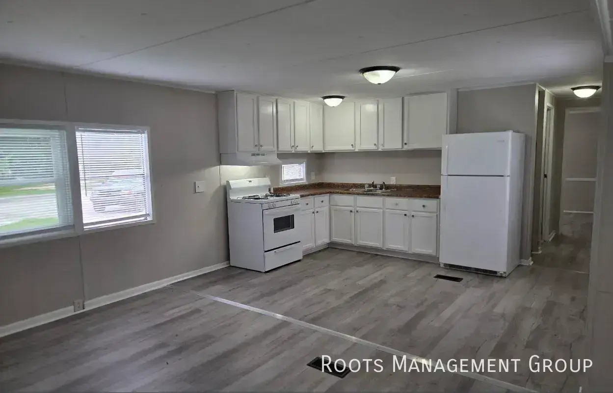 13062 Allen Ct #56 - Photo 4 of 11