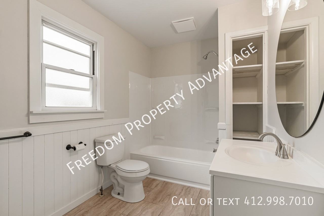 6612 Overlook St - Photo 4 of 33