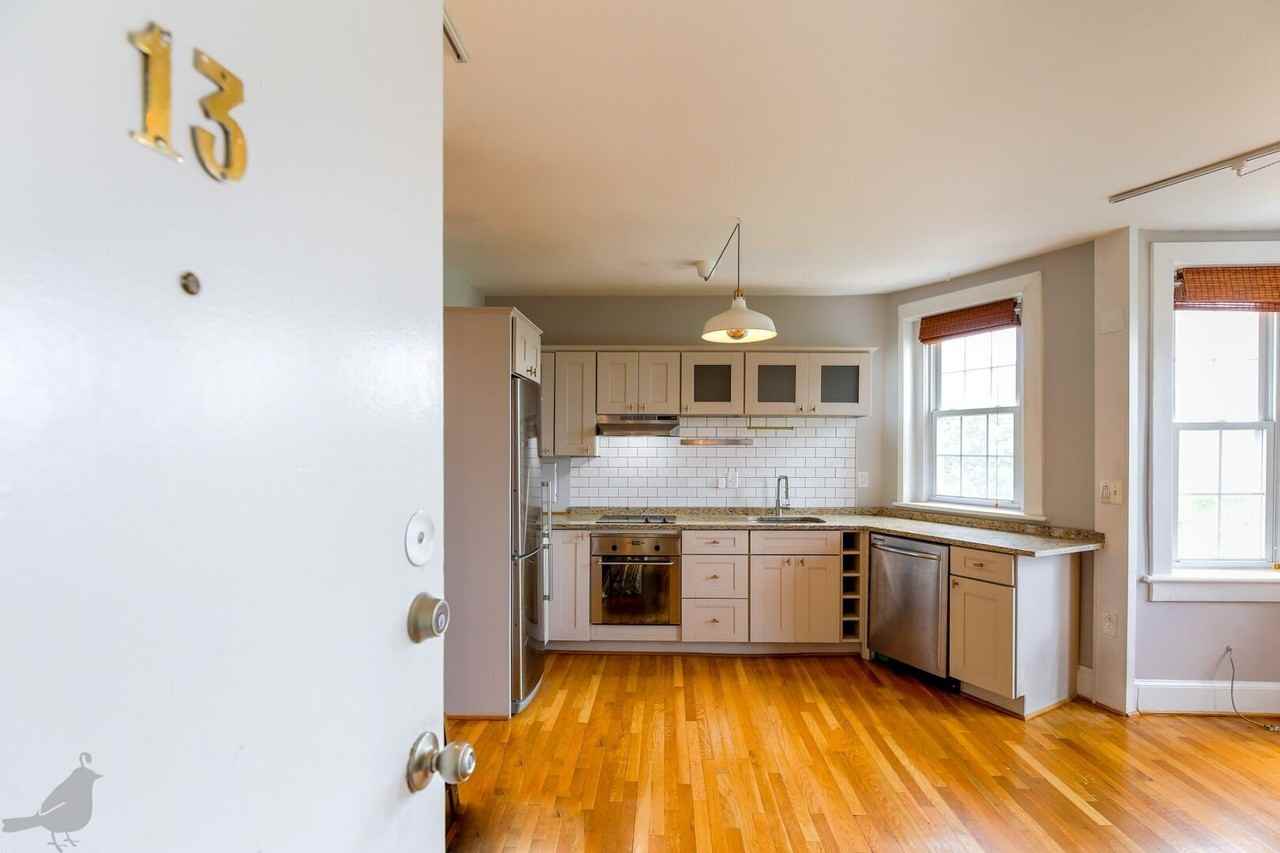 1125 Maryland Ave Ne #13 - Photo 5 of 26