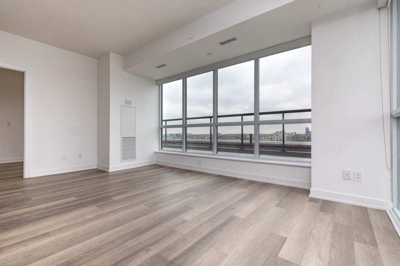 1603 Eglinton Avenue West #909 - Photo 3 of 29