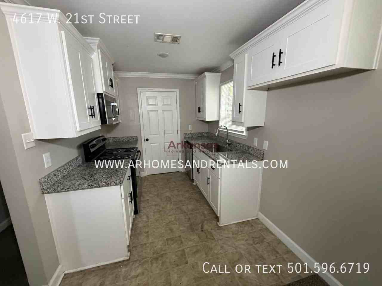 4617 W 21st St - Photo 5 of 12