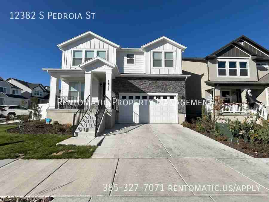 12382 S Pedroia St - Photo 2 of 50