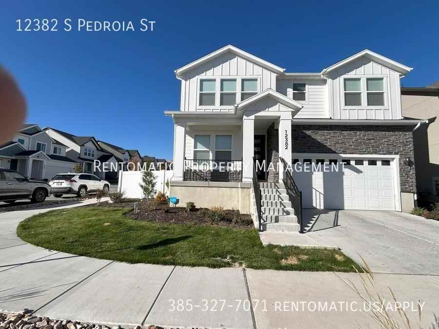 12382 S Pedroia St - Photo 4 of 50