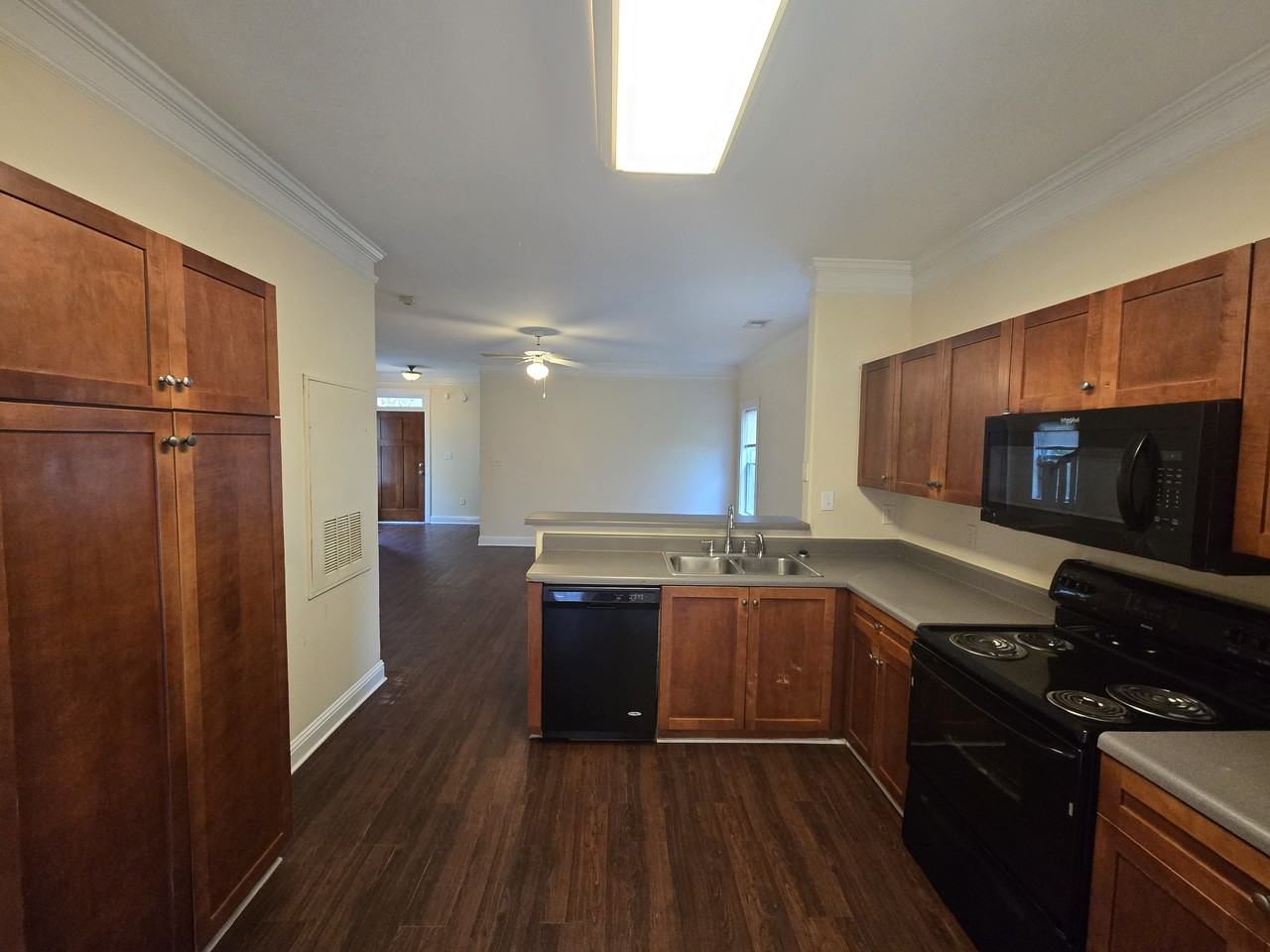 2140 Lakeside Dr #1 - Photo 6 of 13
