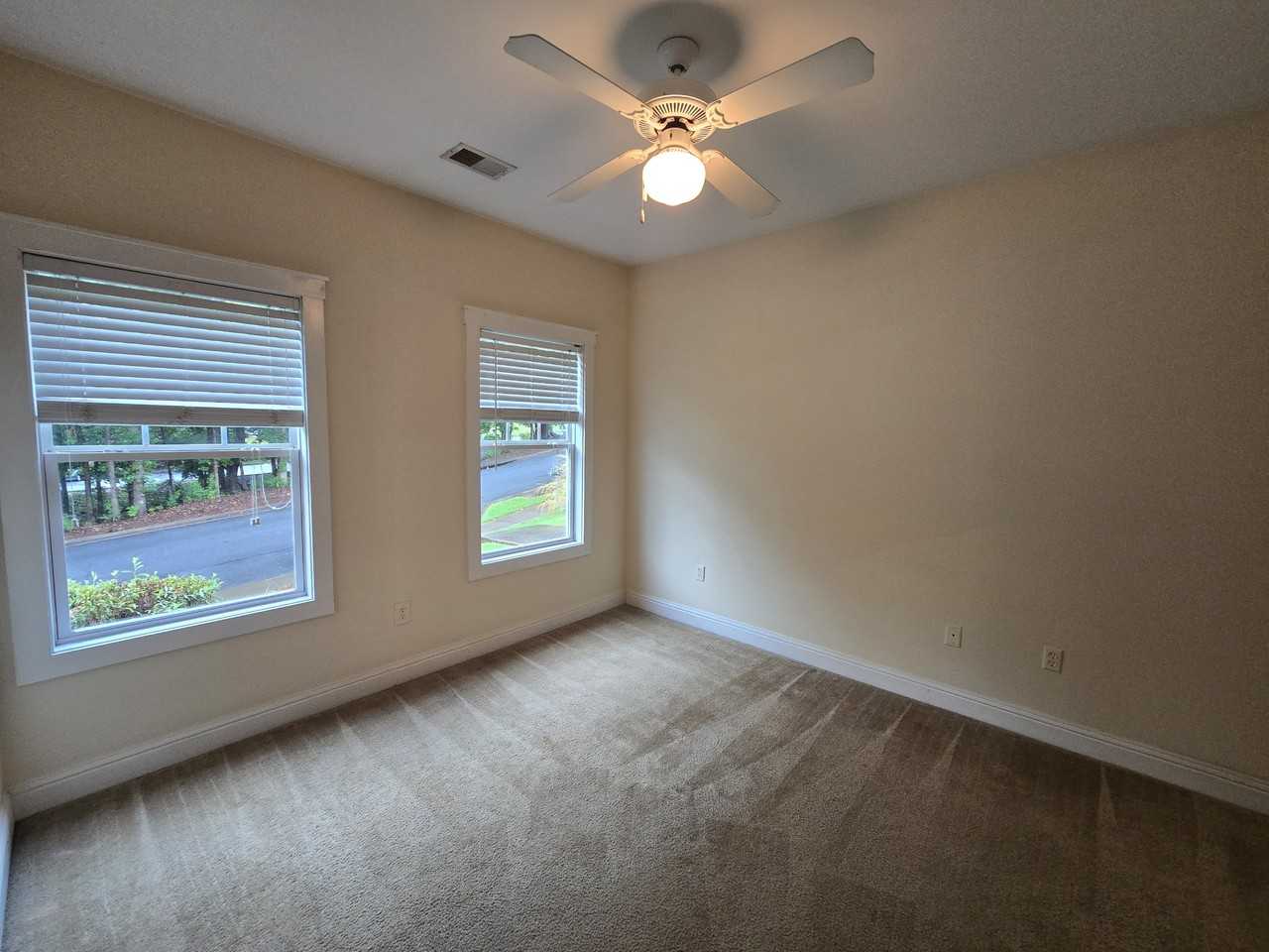 2140 Lakeside Dr #1 - Photo 4 of 13