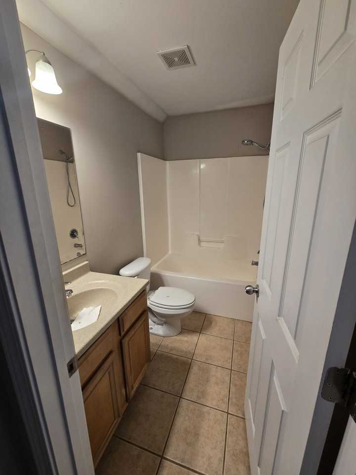 105 E Paces Dr #1 - Photo 7 of 24