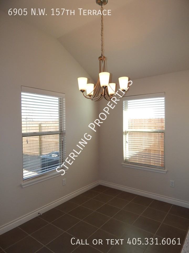 6905 Nw 157th Ter - Photo 3 of 12