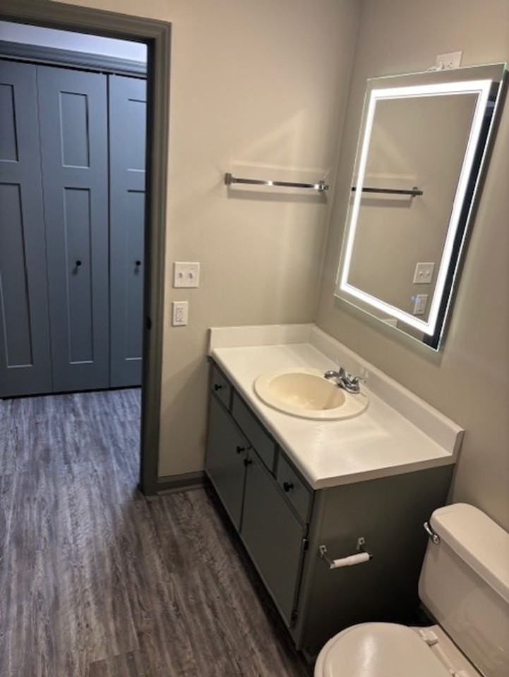 Camden Pointe Apartments - Photo 7 of 10