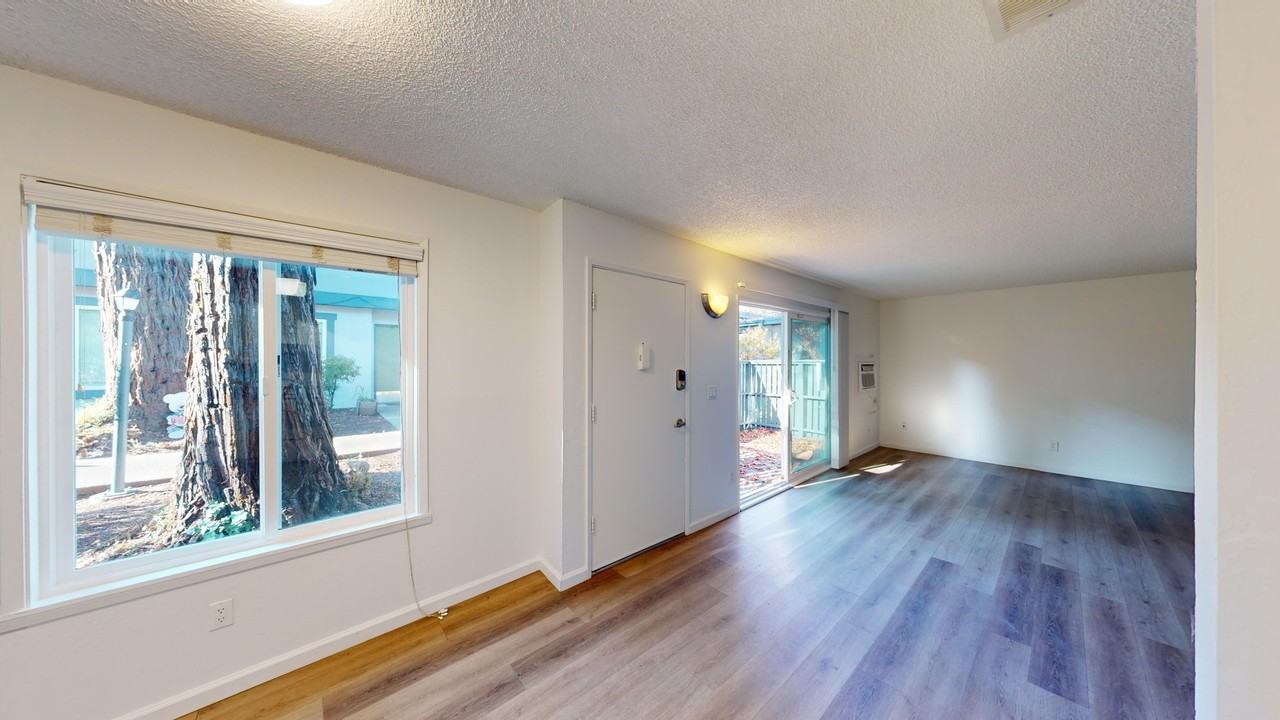 390 Alameda Del Prado #390A - Photo 7 of 22