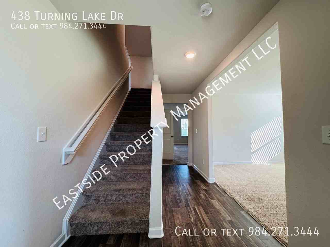 438 Turning Lake Dr - Photo 2 of 18