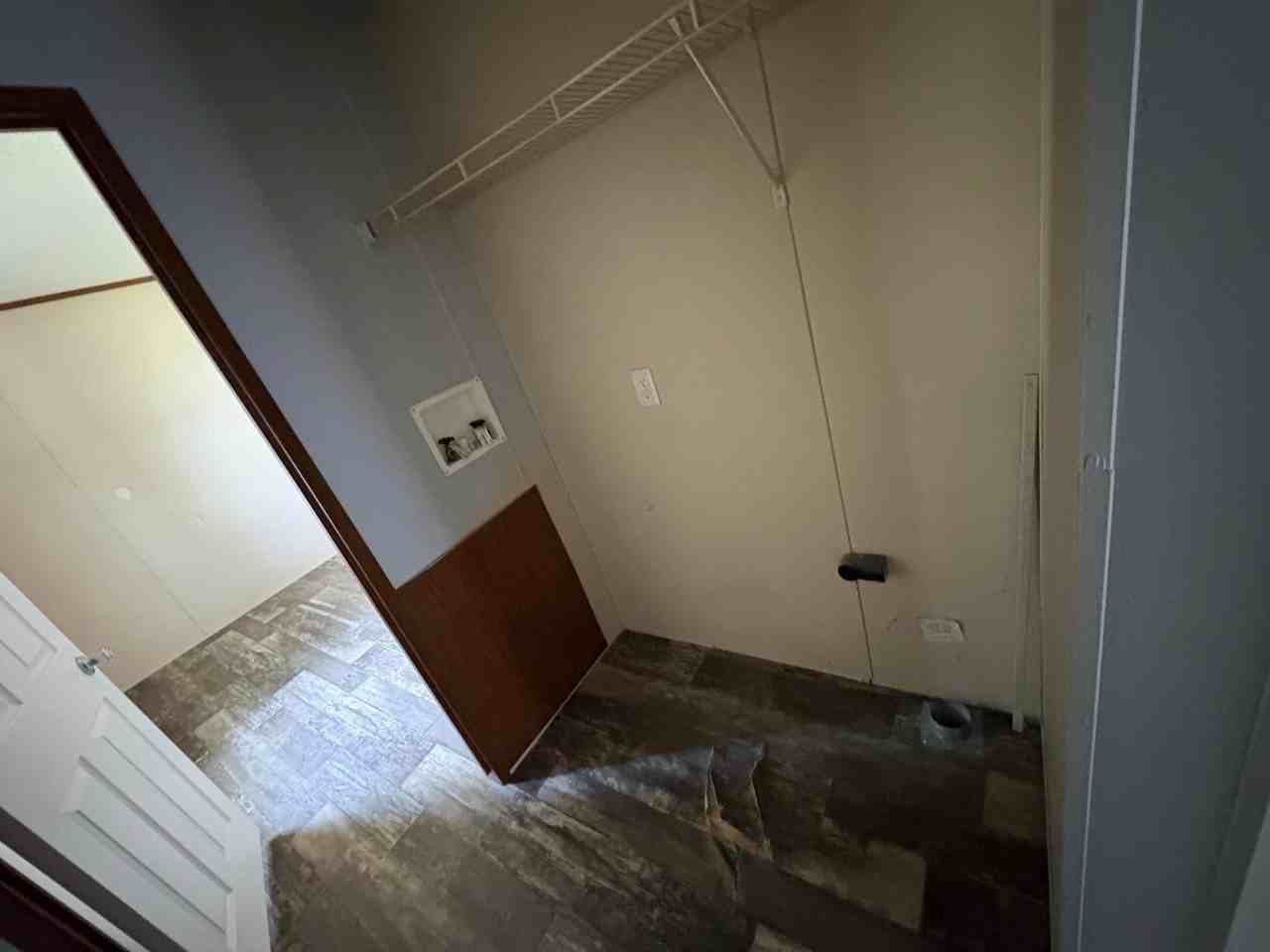 4462 Earlville Estates Mhp Llceast 1251St Road - Photo 4 of 9