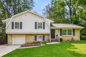 featured image of 6681 Green Meadows Ln