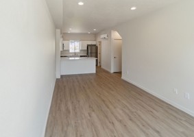 featured image of 1449 N Madelia St