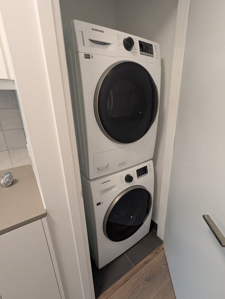 223 Princess St - Photo 5 of 16