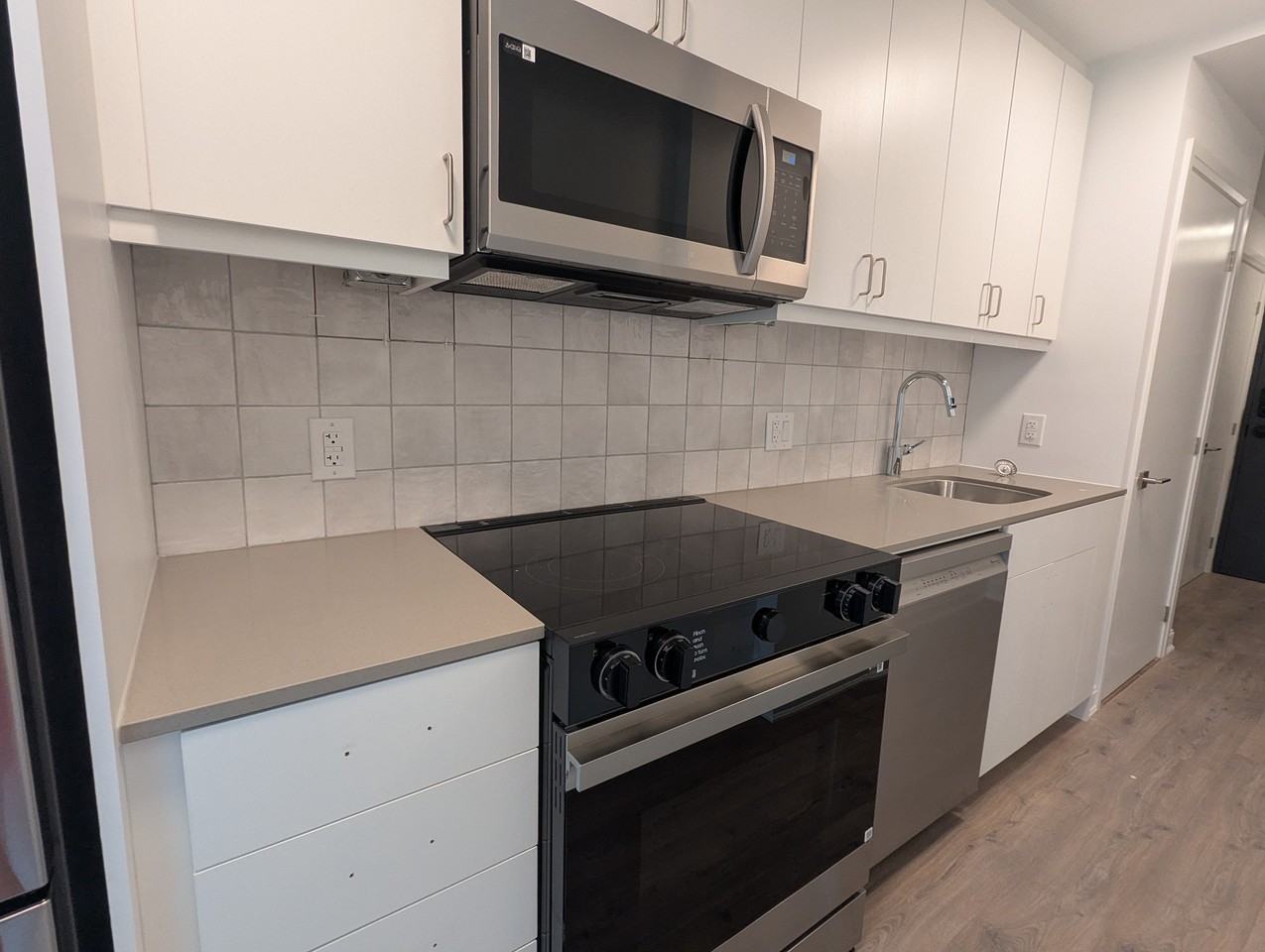 223 Princess St - Photo 6 of 16
