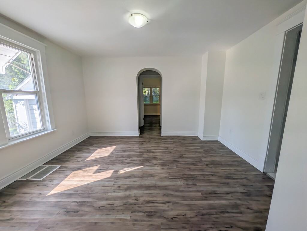 5949 Delaware St - Photo 2 of 24