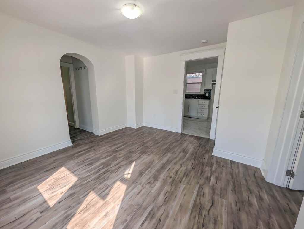 5949 Delaware St - Photo 3 of 24