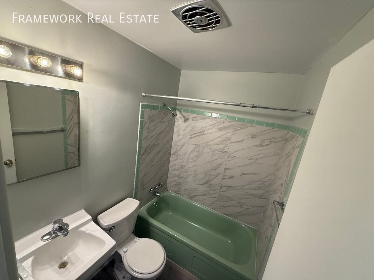 1687 Reed St #4 - Photo 7 of 46