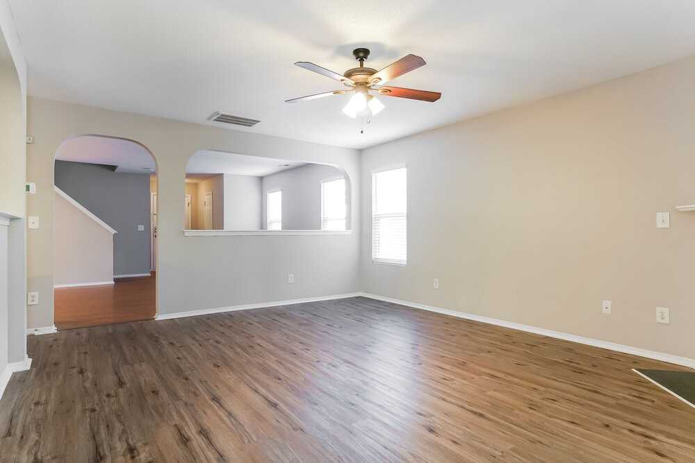 2232 Ballston Pl - Photo 5 of 19