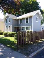 featured image of 415 Center St
