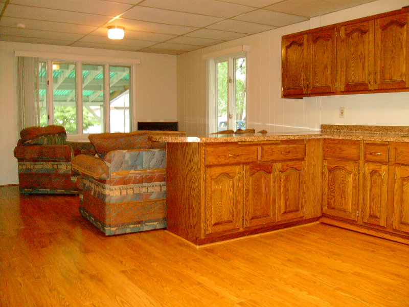 184 E King St - Photo 4 of 13