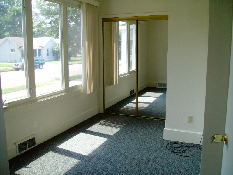 184 E King St - Photo 7 of 13
