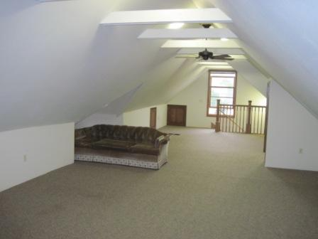 266 1/2 W Sanborn St #1 - Photo 3 of 12