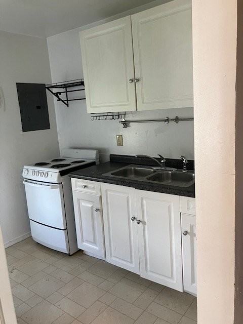 1027 Harrison St - Photo 3 of 15