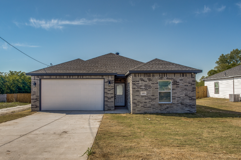 3101 Spencer St - Photo 2 of 30