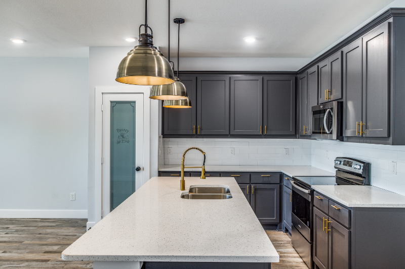 3101 Spencer St - Photo 5 of 30