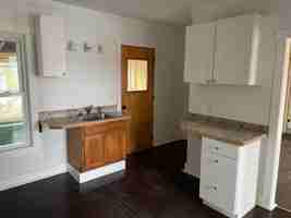featured image of 139 Central St #3