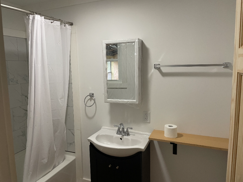 139 Central St #3 - Photo 4 of 5
