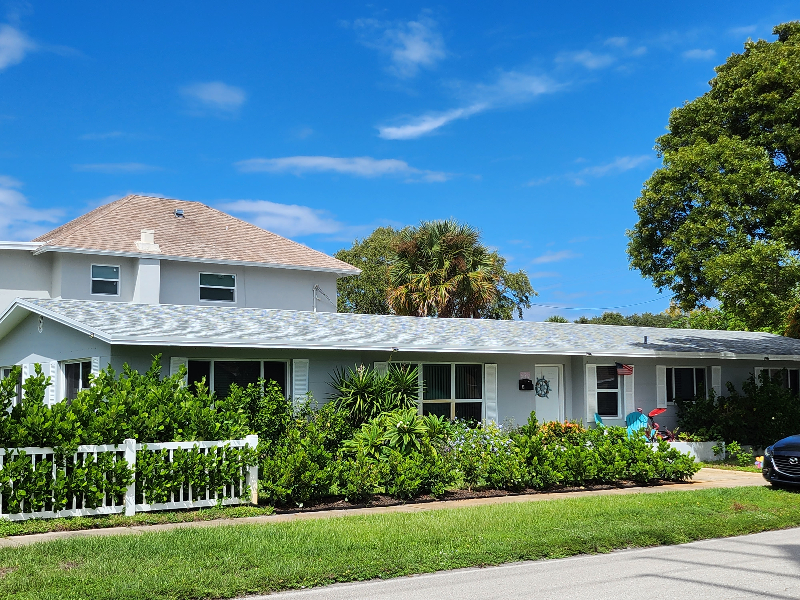 305 3rd St #A - Photo 7 of 35