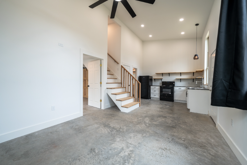 2 Earl Dr Unit D - Photo 5 of 32