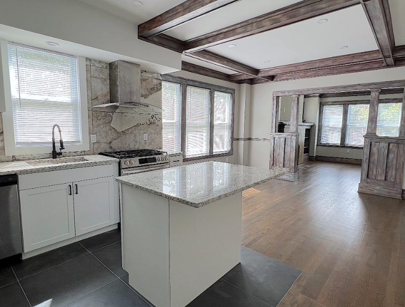 5006 Seminole St - Photo 2 of 19