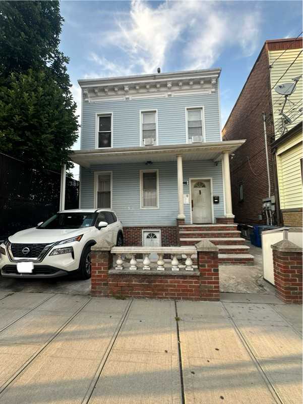 216 46th St #1