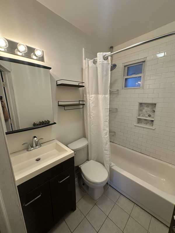 216 46th St #1 - Photo 5 of 12