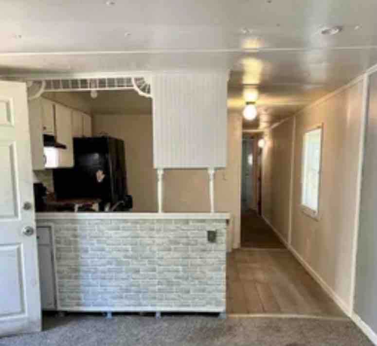 000 Stevenson Dr - Photo 6 of 7