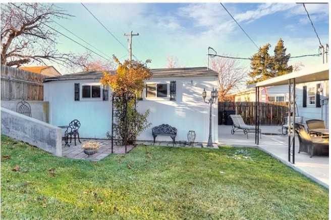 5220 S Charlotte Ave - Photo 2 of 3
