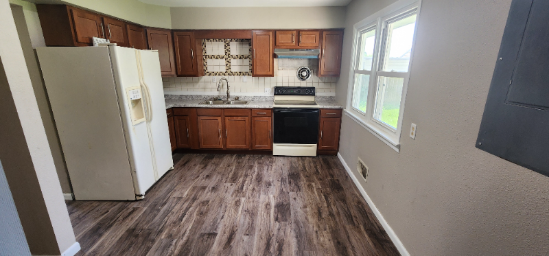 809 Patton Ave - Photo 3 of 10