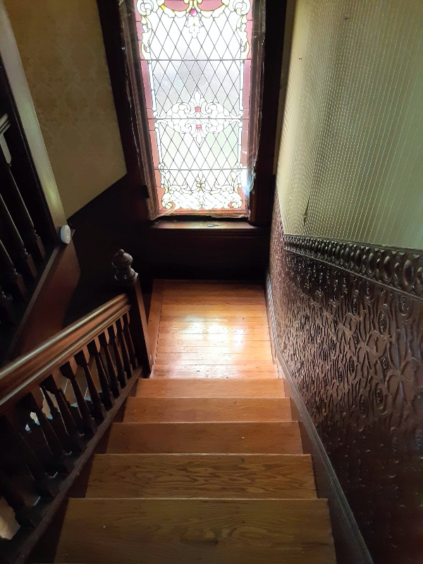 52 Fairfield Ave - Photo 5 of 11