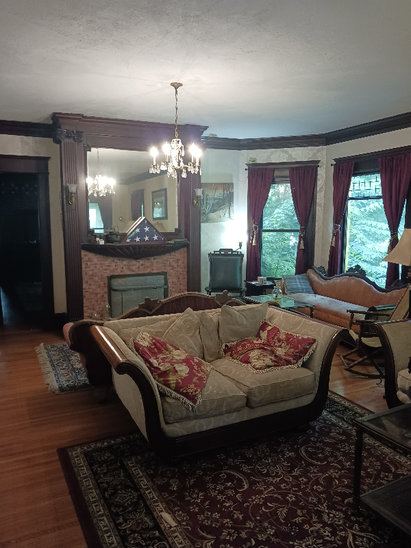 52 Fairfield Ave - Photo 7 of 11