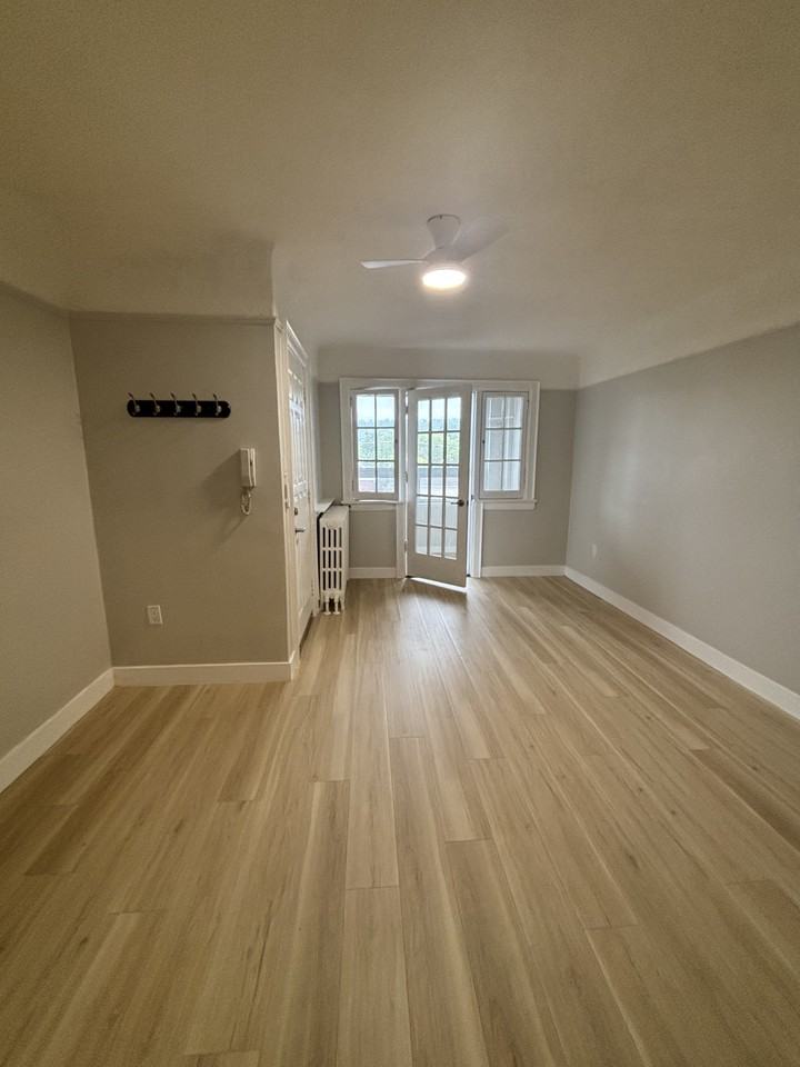 1253 Main Street East #7 - Photo 7 of 14