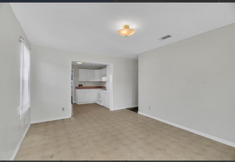 15 Vivian Ct - Photo 2 of 7